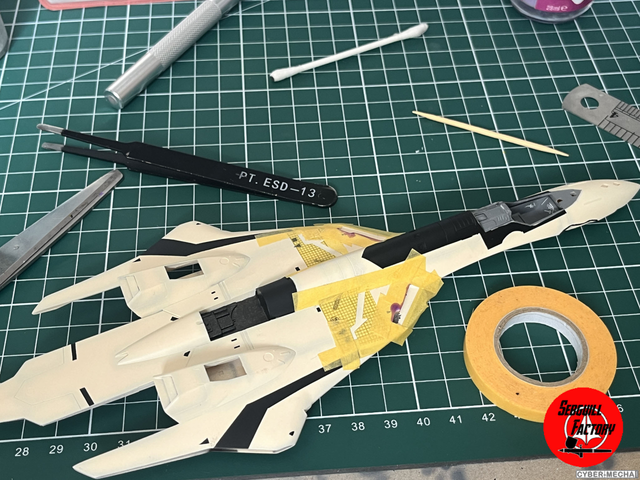 [Hasegawa] 1/72 - YF-19 (Macross Plus) 1723635007