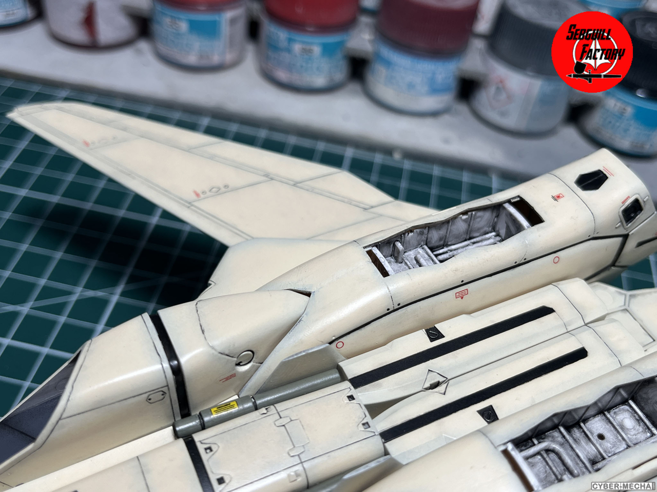 [Hasegawa] 1/72 - YF-19 (Macross Plus) - Page 2 1725726101